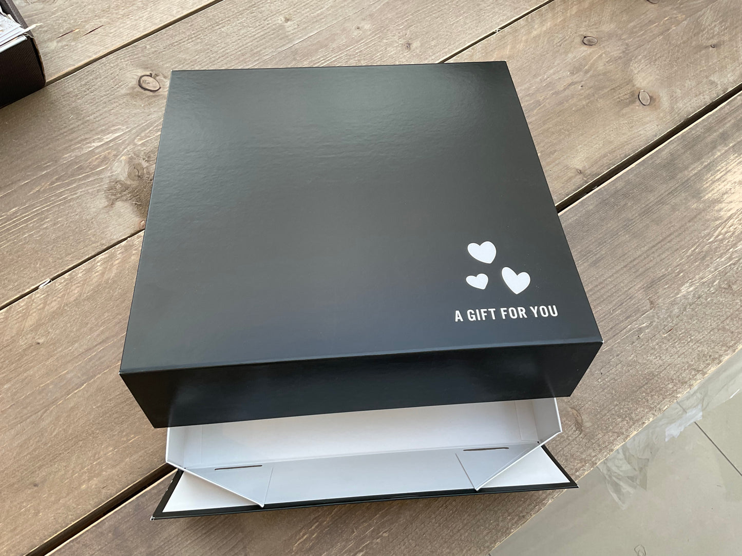 cadeauverpakking gesloten box ‘A gift for you’